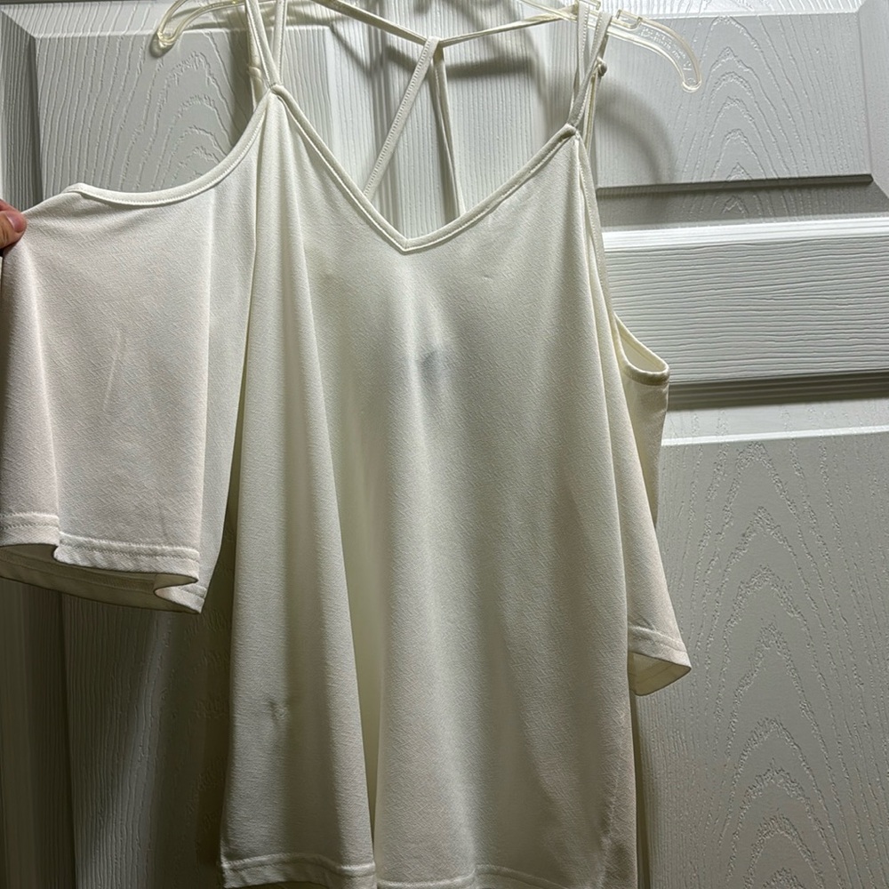 White off the shoulder top from buckle w/ tag intact